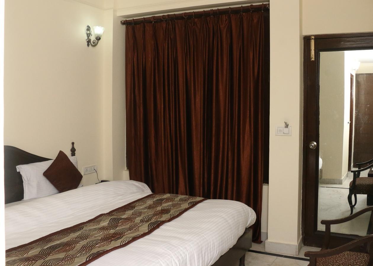 New Bharat Hotel Mussoorie Exterior foto